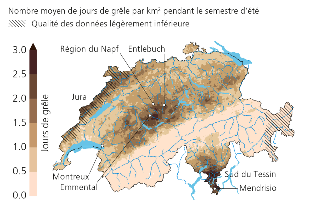 Nombre moyen de jours de grêle par km2 pendant le semestre d'été. Qualité des données légèrement inférieure le long du Jura et dans l'est des Grisons.