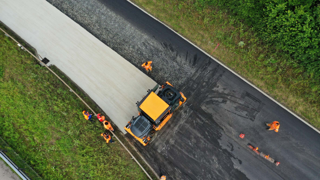Vue de dessus: Les différents types de mélanges d’asphaltes en Test à Berne.